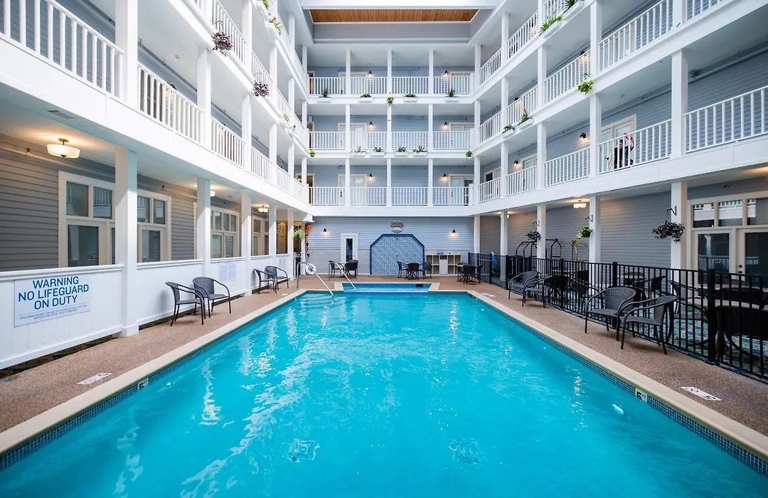 Lake View Hotel-1