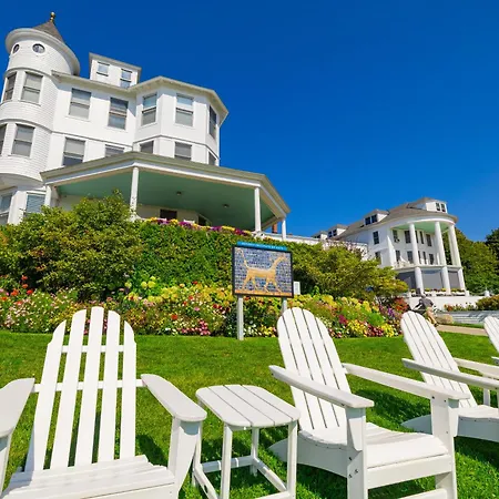 Island House Hotel-3