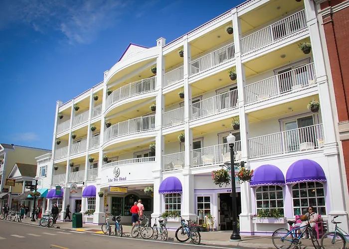 Lilac Tree Suites Mackinac Island