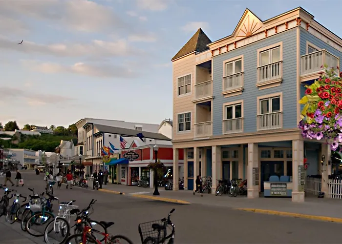 Bicycle Street Inn And Suites Mackinac Island